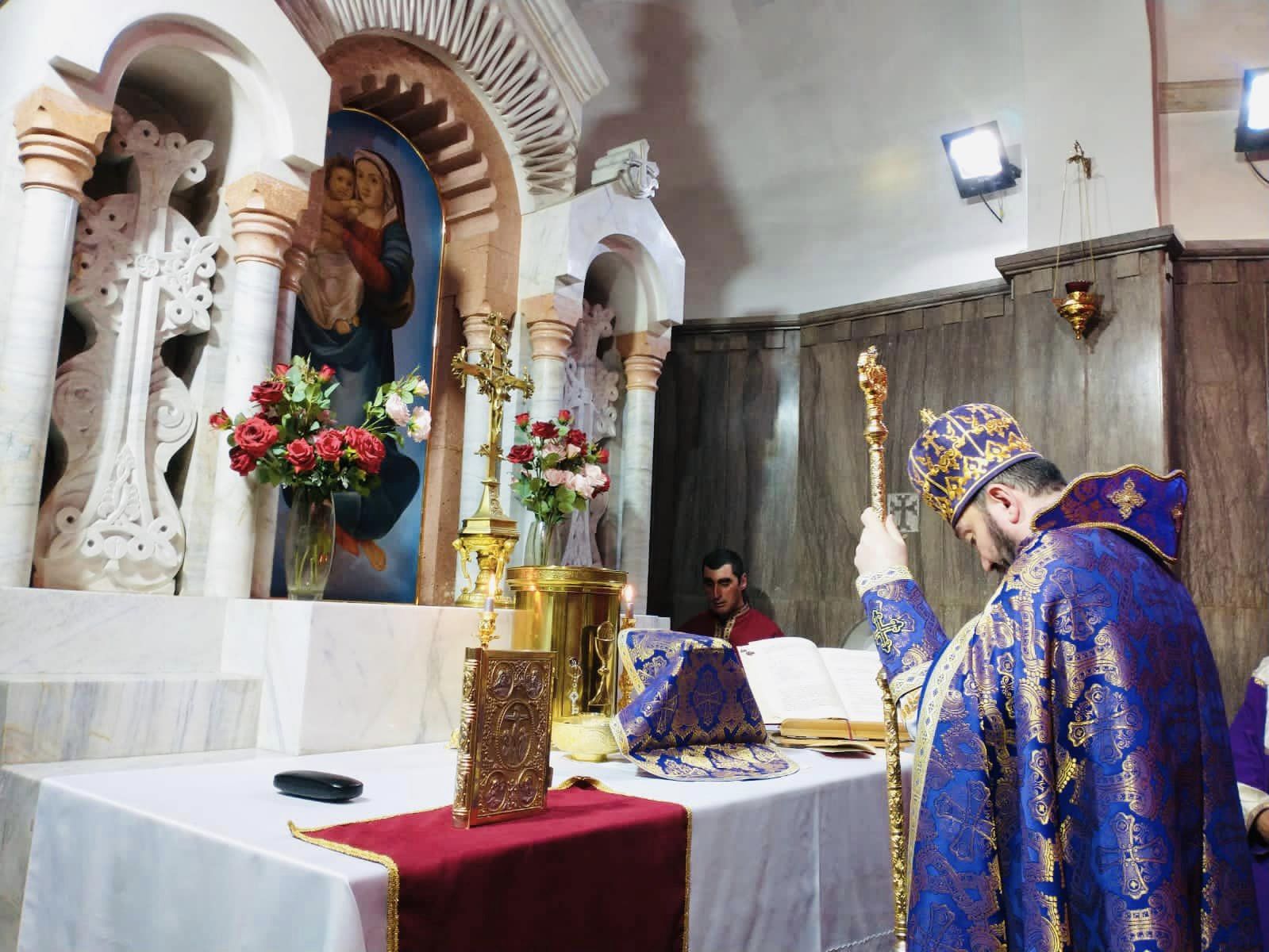 Պետք է ավելի շատ հոգևորականներ ունենալ, որոնք կներկայացնեն Հայաստանը աշխարհում