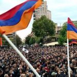 «Ձեզ մոտ ասֆալտ փռելը չի ստացվում, կանեփ աճեցրեք, օրենքն էլ ունեք, կամ լոբի»․ ընդդիմադիրը քննադատեց Իսակովի պողոտայի վիճակը
